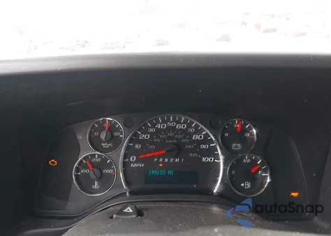 2015 GMC Savana 2500 Work Van z USA, uszkodzony, nr VIN 1GTW7FCF0F1246977